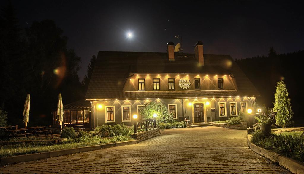 Hotel Perla Jizery Josefŭv Dŭl Ngoại thất bức ảnh