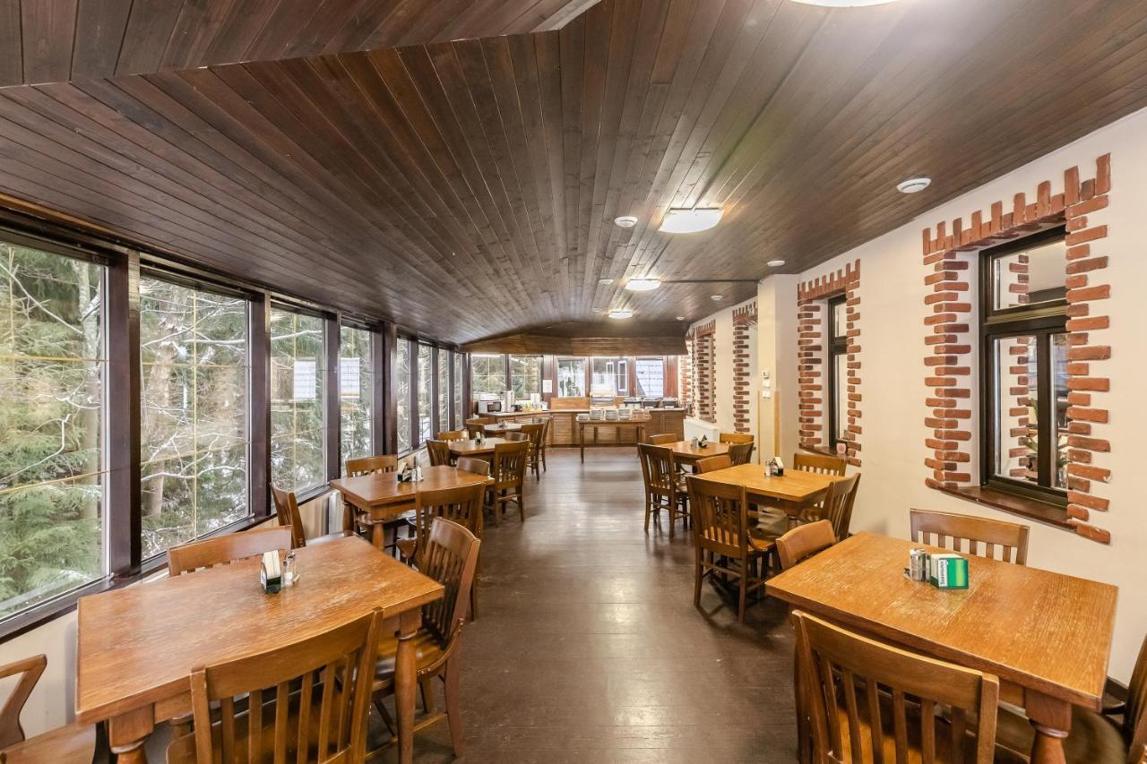 Hotel Perla Jizery Josefŭv Dŭl Ngoại thất bức ảnh